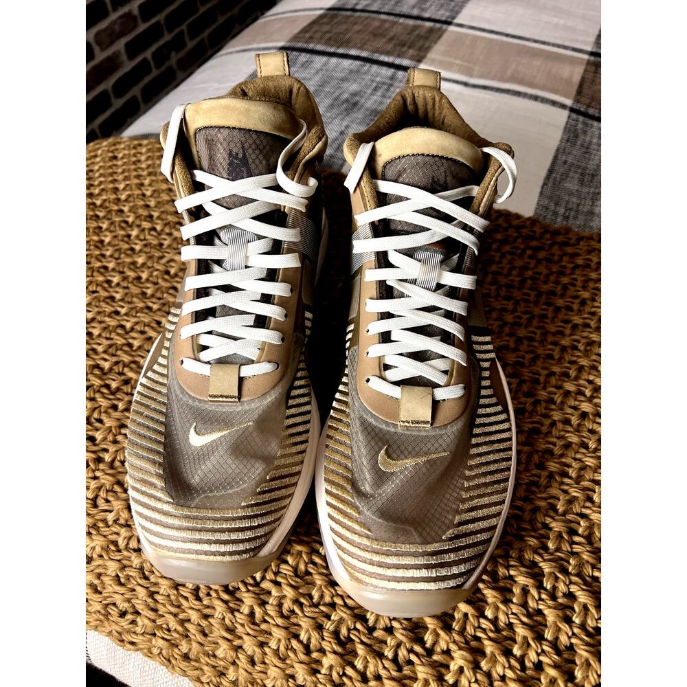Nike Lebron X John Elliott Parachute Beige Colorway Sneakers Men's Size 11